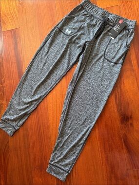 NWT Under Armour Heather Gray Athletic Joggers